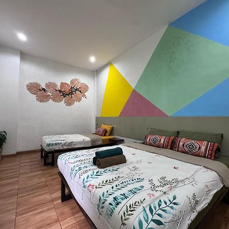 Mador Malang Dorm Hostel Esterno foto