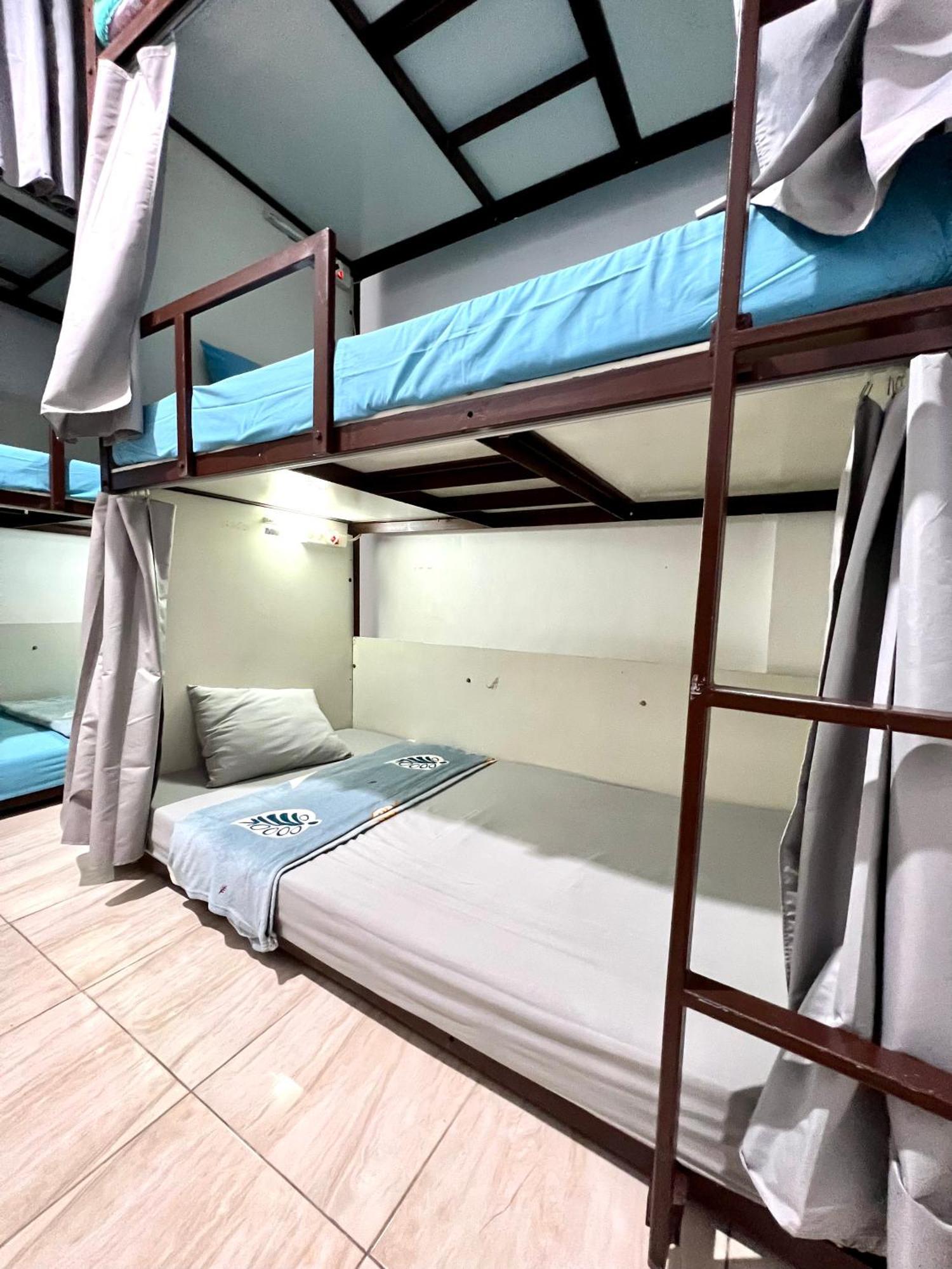 Mador Malang Dorm Hostel Esterno foto